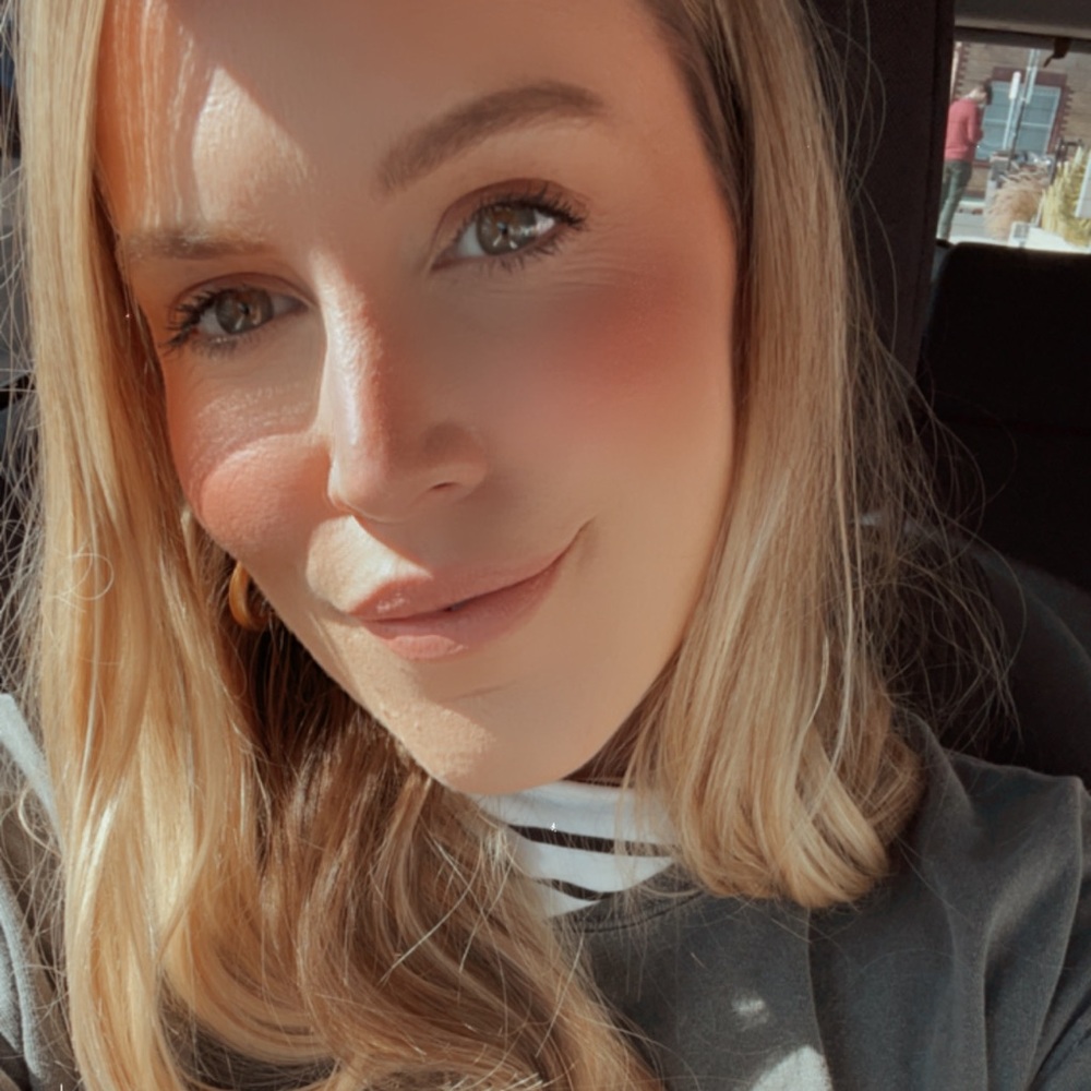 Meet your Posher, Sophia